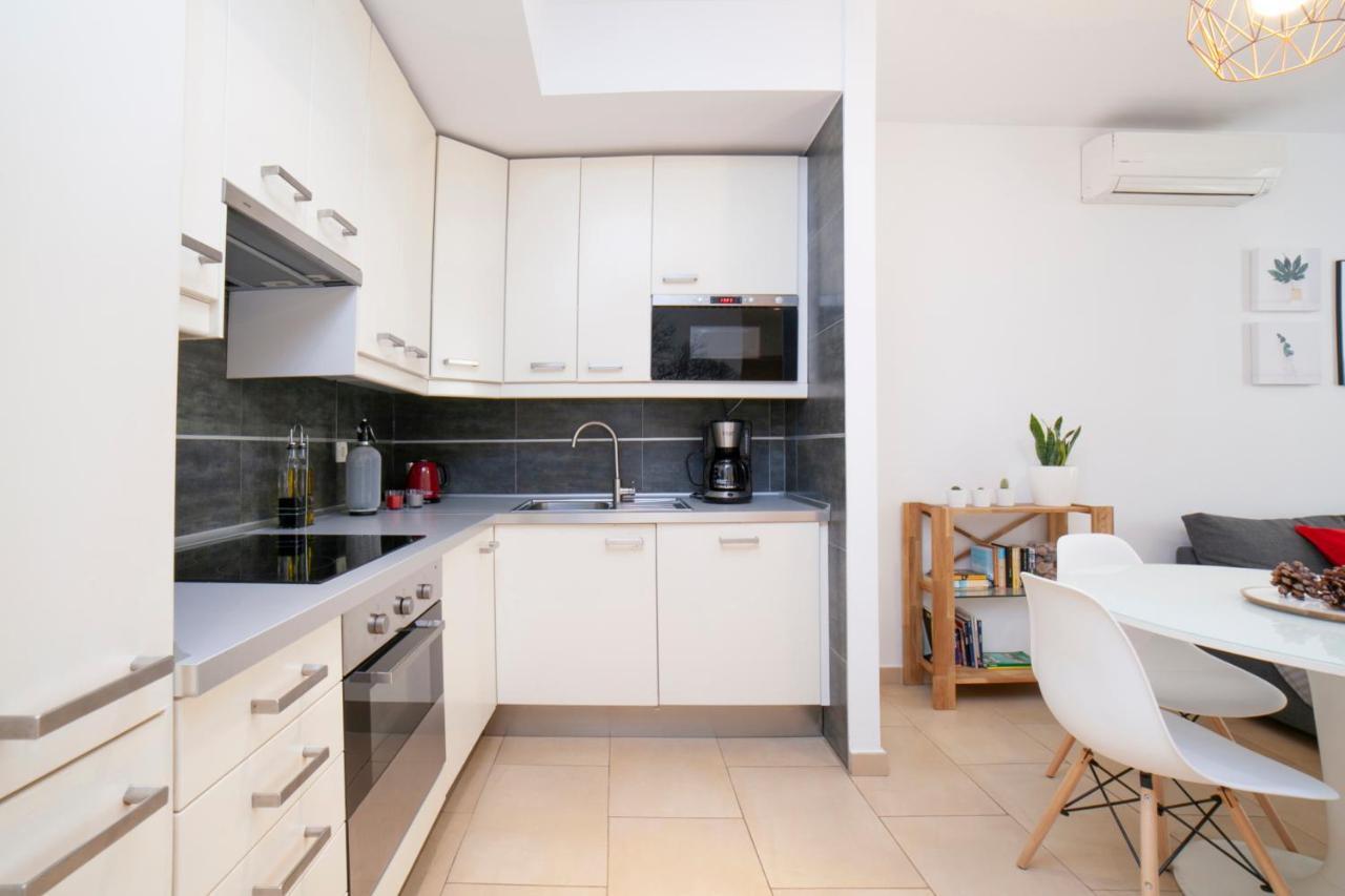 AlohaMundi San Julián Apartment Sevilla Bagian luar foto